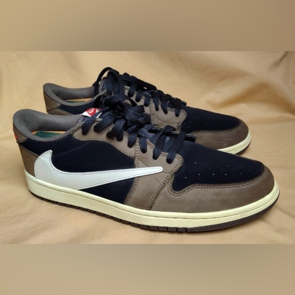 Nike Air Jordan 1 LowTravis Scott Mocha CQ4277 001 Size 12